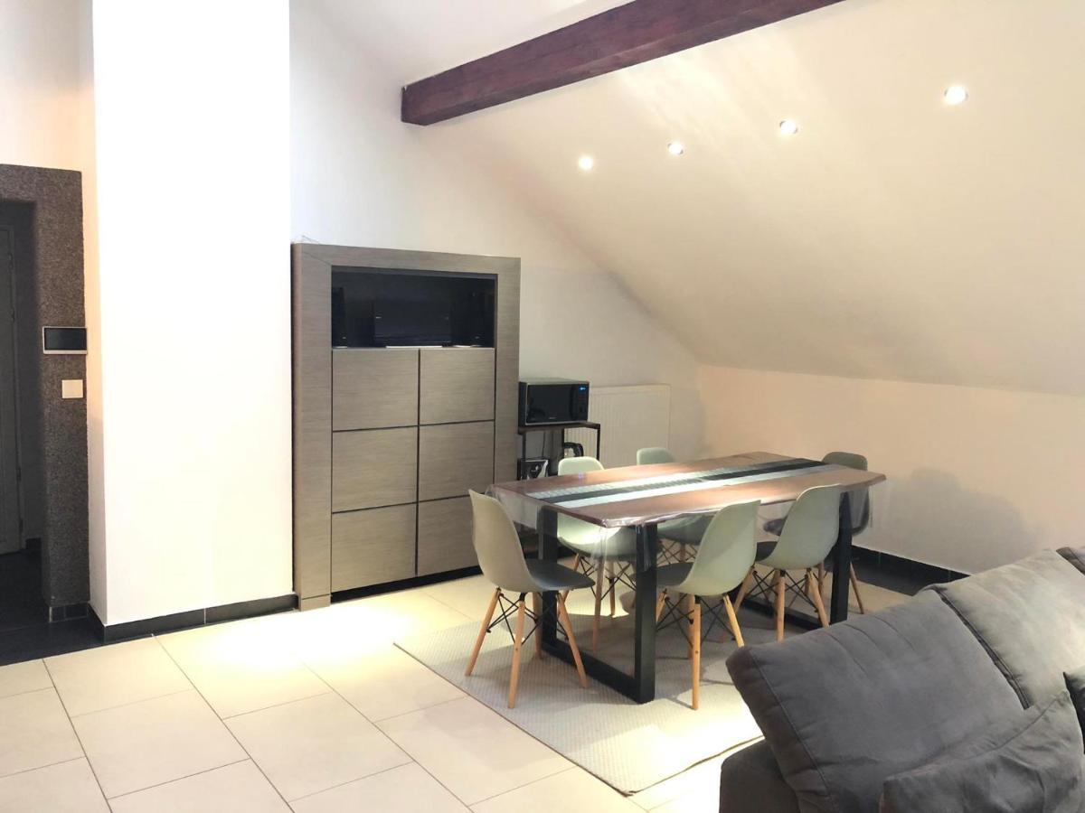 Cozy 120M² Apartment With 3 Bedrooms And 1 Home Cinema Useldange Zewnętrze zdjęcie